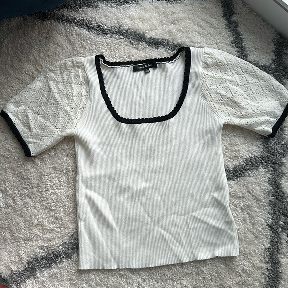 Strut & Bolt white tee - Picture 1 of 3